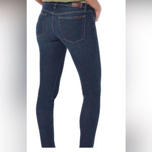 JOE’S curvy skinny jeans, size 30